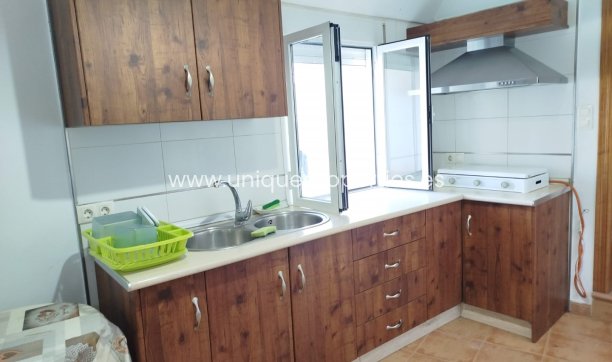 Reventa - Cave House -
Cullar de Baza