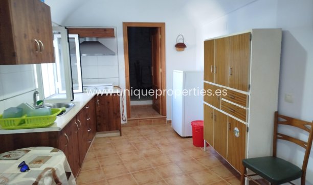 Reventa - Cave House -
Cullar de Baza