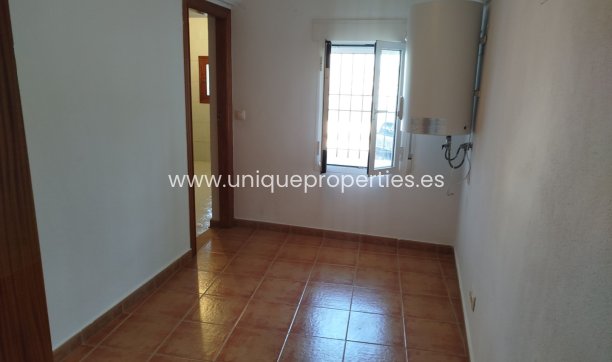 Reventa - Cave House -
Cullar de Baza