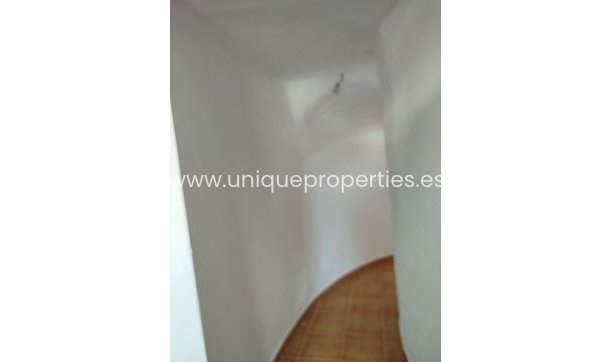 Reventa - Cave House -
Cullar de Baza