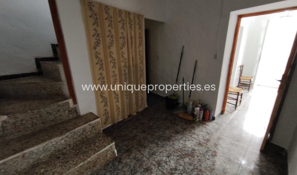 Revente - Village House -
Somontin