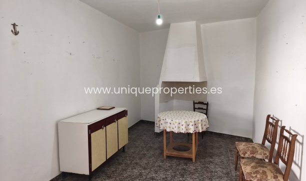 Revente - Village House -
Somontin