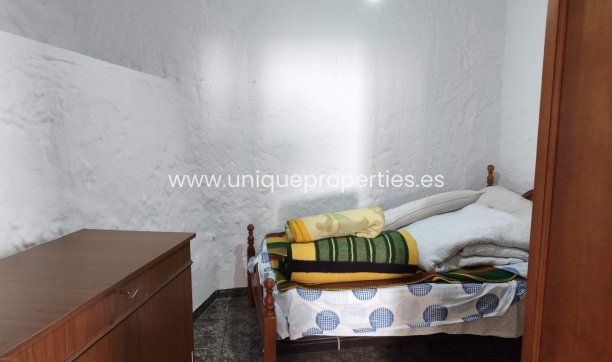 Revente - Village House -
Somontin