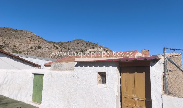 Revente - Village House -
Somontin