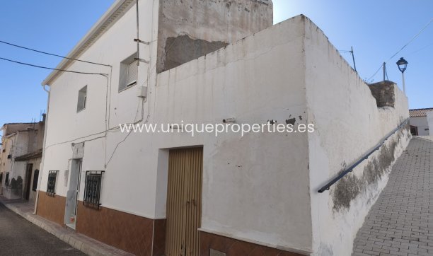 Revente - Village House -
Somontin