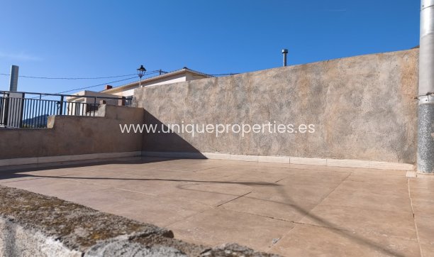 Revente - Village House -
Somontin