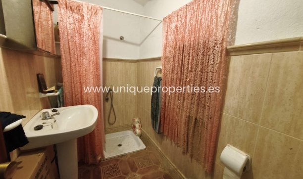 Reventa - Cortijo -
Somontin