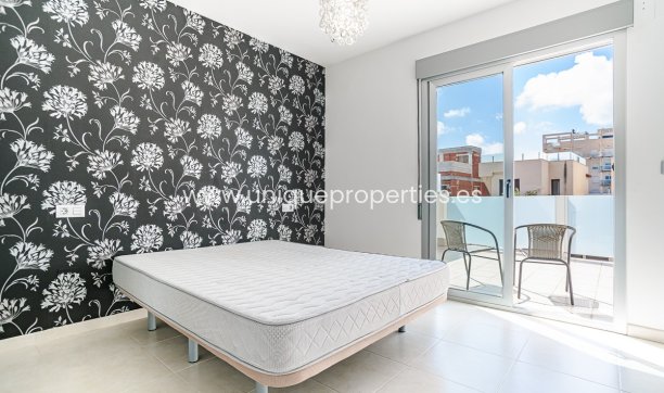 Resale - Villa -
San Pedro del Pinatar - Lo Pagan