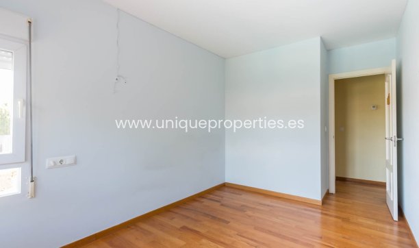 Resale - Villa -
MOLINA DEL SEGURA