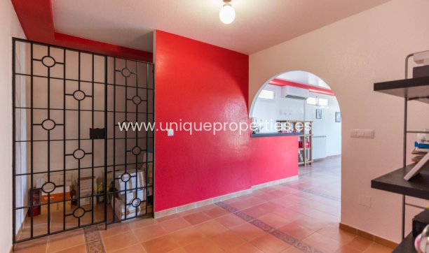 Resale - Villa -
MOLINA DEL SEGURA