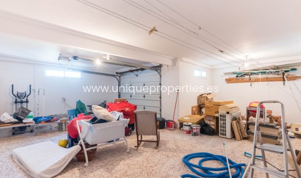 Resale - Villa -
MOLINA DEL SEGURA