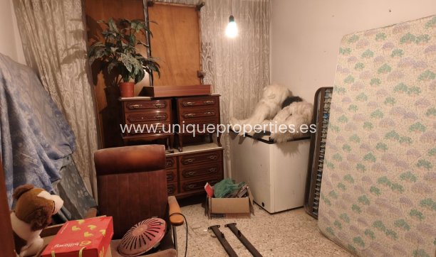 Resale - Village House -
Caniles