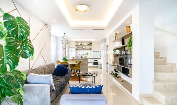 Herverkoop - Villa -
CIUDAD QUESADA