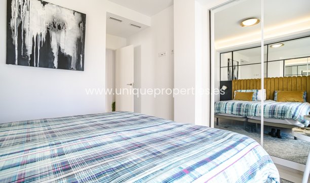 Herverkoop - Villa -
CIUDAD QUESADA