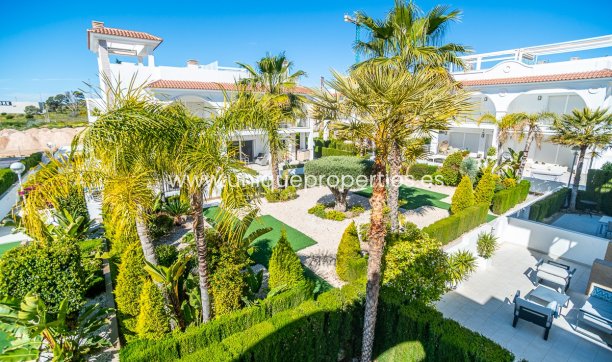 Herverkoop - Villa -
CIUDAD QUESADA