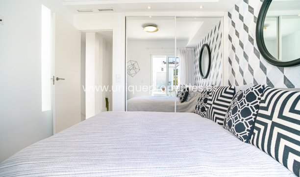 Herverkoop - Villa -
CIUDAD QUESADA