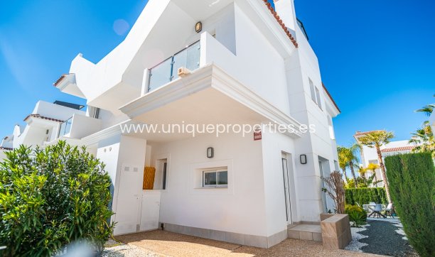 Herverkoop - Villa -
CIUDAD QUESADA