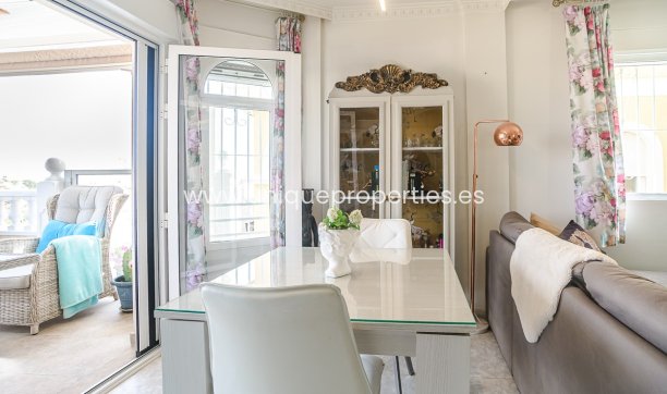 Resale - Villa -
San Fulgencio - urb.la marina