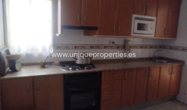 Resale - Village House -
Tijola