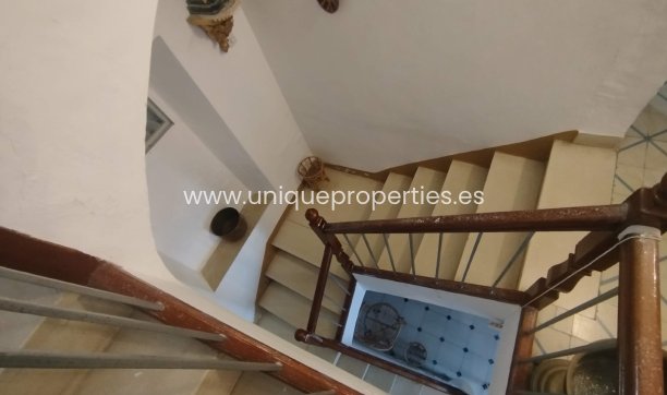 Resale - Village House -
Tijola