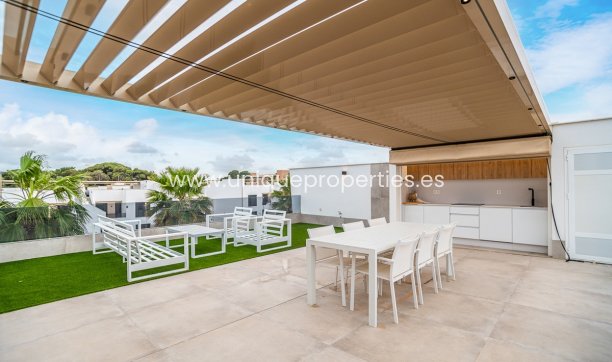 Resale - Penthouse -
LO PAGÁN