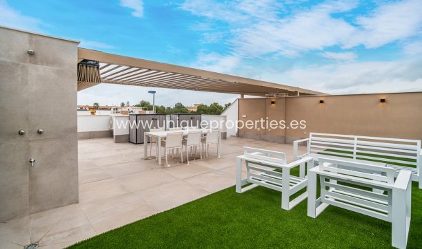 Resale - Penthouse -
LO PAGÁN