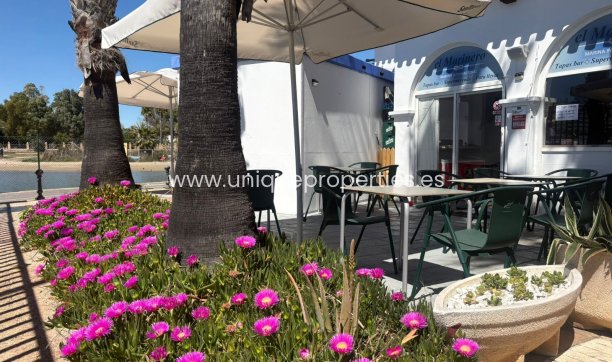 Resale - Commercial Property -
Torrevieja - Puerto