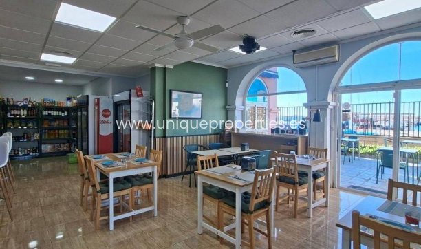 Resale - Commercial Property -
Torrevieja - Puerto