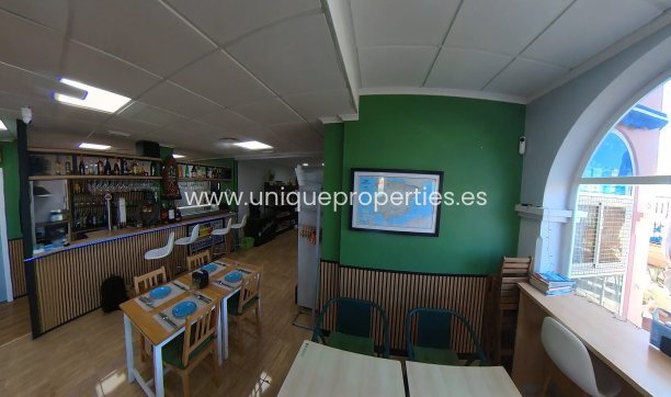 Resale - Commercial Property -
Torrevieja - Puerto