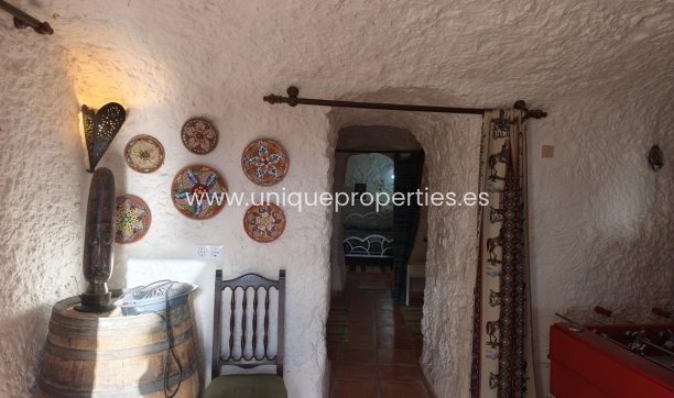Reventa - Cave House -
Huescar