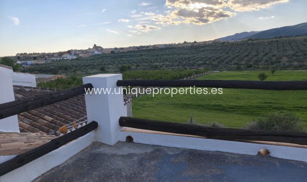 Reventa - Cave House -
Huescar