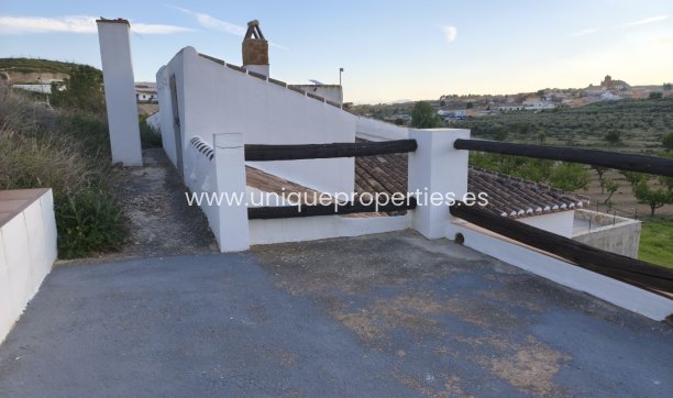 Reventa - Cave House -
Huescar