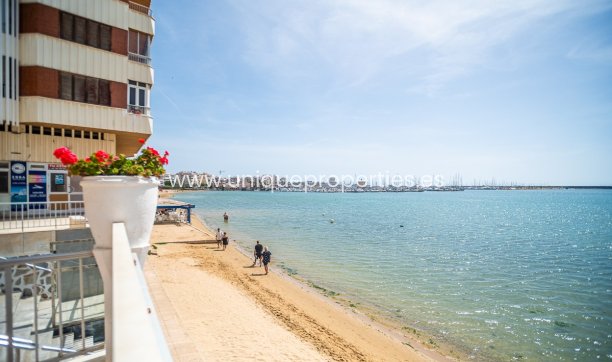 Resale - Apartment -
Torrevieja - Acequion