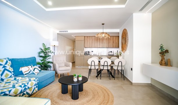 Resale - Apartment -
Torrevieja - Acequion