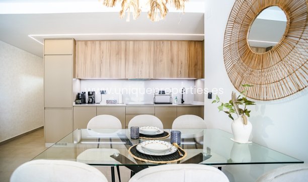 Resale - Apartment -
Torrevieja - Acequion