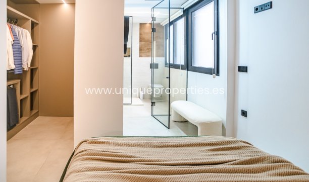 Resale - Apartment -
Torrevieja - Acequion