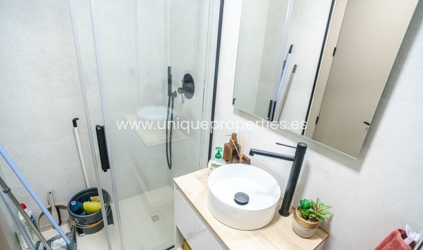 Resale - Apartment -
Torrevieja - Acequion