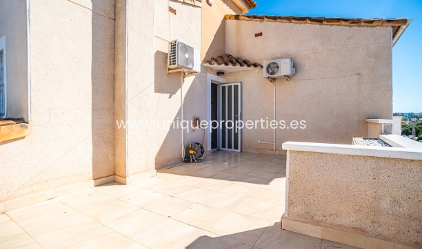 Resale - House -
Algorfa - ALGORFA