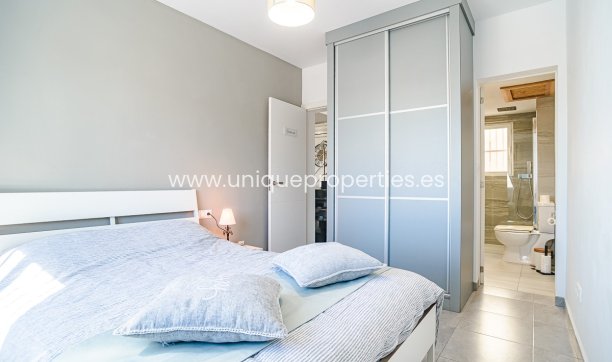 Resale - House -
Algorfa - ALGORFA