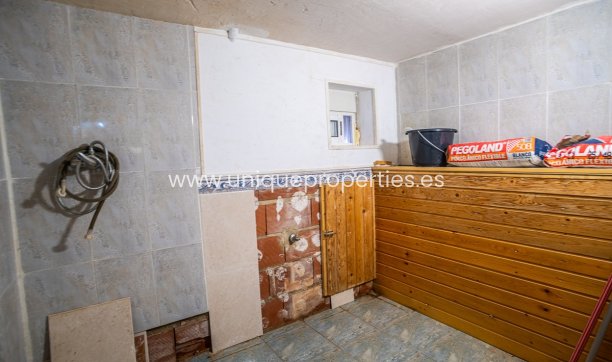 Resale - House -
Algorfa - ALGORFA