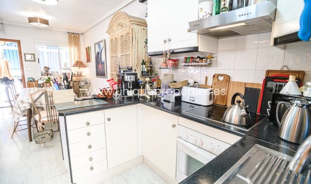 Resale - Apartment -
ALICANTE - La Florida