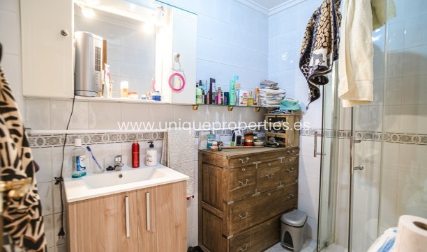 Resale - Apartment -
ALICANTE - La Florida