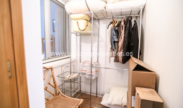 Resale - Apartment -
ALICANTE - La Florida