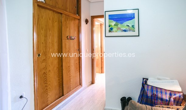 Resale - Apartment -
ALICANTE - La Florida