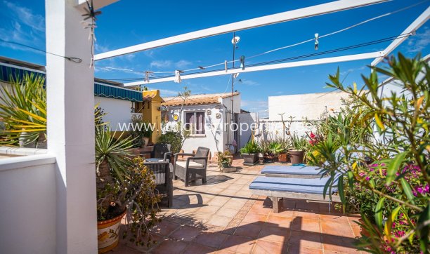 Resale - Apartment -
ALICANTE - La Florida