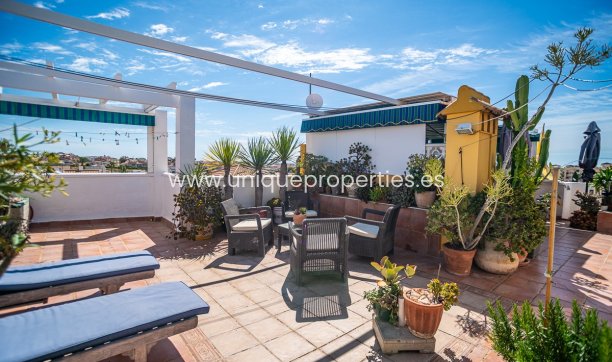 Resale - Apartment -
ALICANTE - La Florida