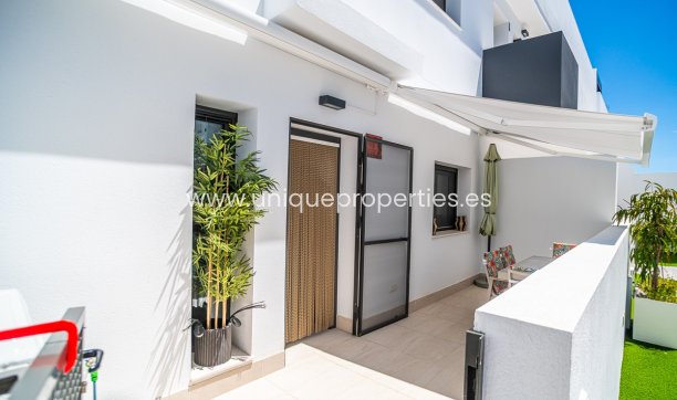 Resale - Apartment -
Torrevieja - LOS BALCONES - LOS ALTOS