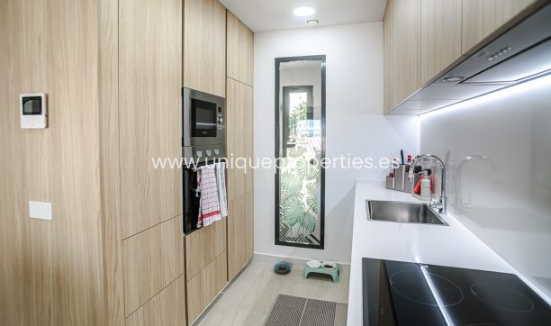 Resale - Apartment -
Torrevieja - LOS BALCONES - LOS ALTOS
