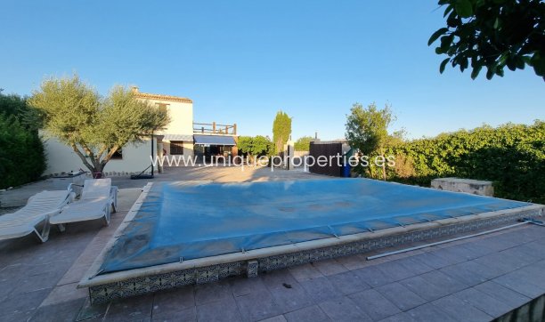 Resale - House -
Orihuela - Benferri