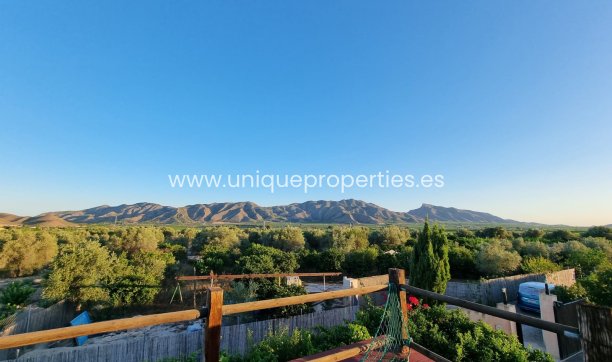Resale - House -
Orihuela - Benferri